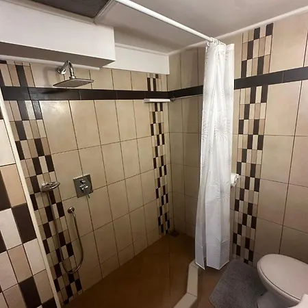 Nyaraló Traum *